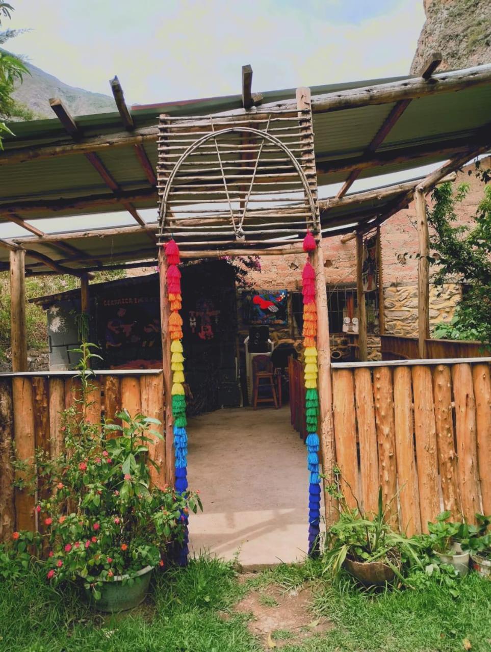 Hospedaje K'uchuwasi Backpacker Ollantaytambo Bagian luar foto